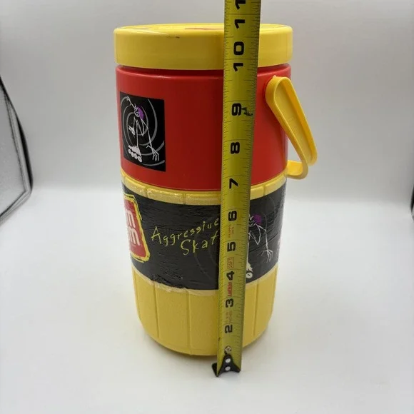 Coleman X Slim Jim Water Bottle 42 Oz Yellow Insulated Jug USA Vintage Skater - Picture 11 of 12